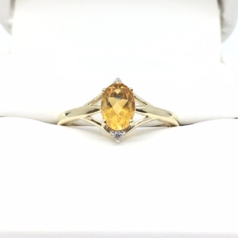 Custom gold and citrine ring